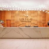 Luxtalay Khanom Hotel