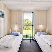 5 Star Holiday Home in Humble