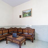 SPOT ON 93966 Dhiya Guest House Syariah