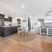 cozy 2BR with free parking & wifi