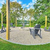 Lakefront Wisconsin Getaway: Fish, Boat, Relax!