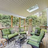 Lake & Pool Access: Spacious Home in Newland