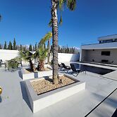 La Mirage Group Villas