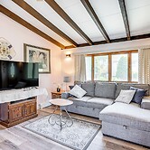 Massachusetts Abode w/ Deck & Grill: Near Beaches!