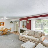 Relax Fireside! Frankfort Apt Near Dtwn & Beaches