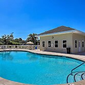 Golf Getaway w/ Pool Access in Myrtle Beach!
