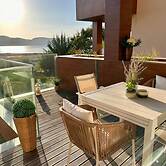 Tr ia Amazing Seaview Apartment