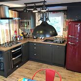 Pet Friendly Lodge - Sleeps 6