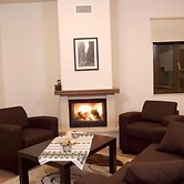 Your Gorge-side Getaway Modern Villas, Natural Beauty