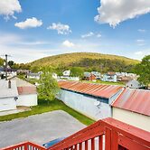 Cozy Loganton Vacation Rental in Amish Country!