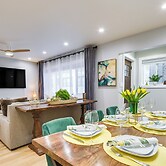 Stylish Chicago Retreat: Walk to Loyola University