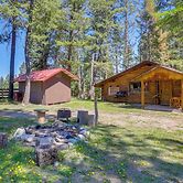 Rural Rexford Cabin, 2 Mi to Lake Koocanusa