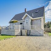 Peaceful Lubec Home w/ Views: Walk to Beach!