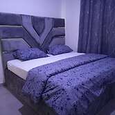 Apartment - Sleeps 4 - Parking - Wi-fi