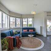 Bright Apartment With Large and Sunny Garden