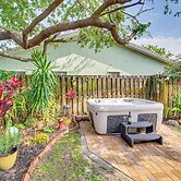 Hobe Sound Villa w/ Screened Porch: 4 Mi to Beach