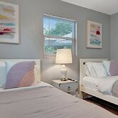 The Family Escape Hot Tub & BBQ near IRB