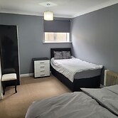 1 Bedroom - Sleeps 3 - Free Parking