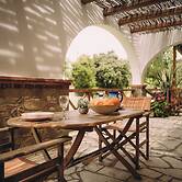 Trikalioti's Lush Estate Apt Afrodity