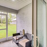 Palm Coast Duplex w/ Screened Patio, Near Beaches!