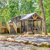 Monteagle Cabin w/ Swim Spa, Sauna & Fire Pit!