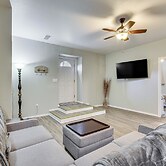 Pet-friendly Downtown Fulton Apt w/ Smart TV!
