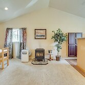 Cozy Clearwater Apartment - Hike, Fish & Explore!