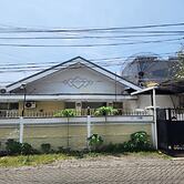OYO Life 93977 Suterejo Homestay Syariah