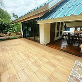 OYO 75497 Uncle Odd Talay View Resort