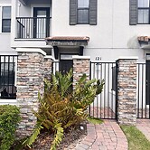 Balmoral Resort-121kb 2 Bedroom Townhouse by RedAwning