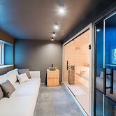 DALANIA MOUNTAIN APARTMENTS