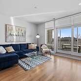 4-bedroom Condo Near Fulton Market w Rooftop