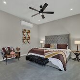 The Bentley Hotel - Clint Eastwood Room - Hill Country View