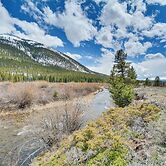 4 Mi to Dtwn: Leadville Retreat w/ Hot Tub!