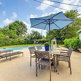 Lake Worth Retreat w/ Fire Pit: 5 Mi to Beaches!