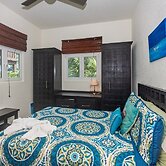 Pelican Penthouse -mangrove Dock 3 Bedroom Home by RedAwning