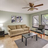 3 Mi to Dtwn Dallas: Condo w/ Walkable Location!