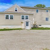 Spacious Oswego Home: 6 Mi to Fort Ontario!