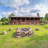 4 Mi to Grandfather Mountain: Cabin in Newland!