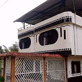 HOSPEDAJE EL CANTARO 1