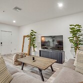 Inviting Palmetto Condo: 11 Mi to Beach!