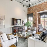 Near Trail: Dtwn Eagle Ranch Condo w/ Balcony