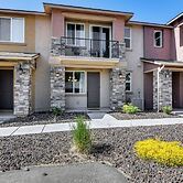 16 Mi to Lake Tahoe: Carson City Townhome
