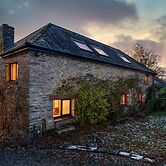 Old Coach House in Berry Pomeroy