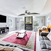 Fort Walton Beach Home w/ Grill: 4 Mi to Beach!