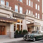 Hotel Petersburg, Tapestry Collection By Hilton