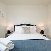 Cozy Apartment in Atwater Village