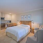 511 Sunsuite - Charming Studio, Sleeps 4