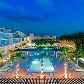 Magia Apartments, Resort-Style, Prime location with Ocean Views!