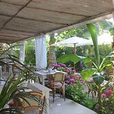 Hotel Bijou